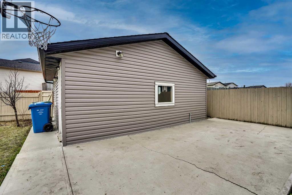 4 Martin crossing Bay NE — photo 48