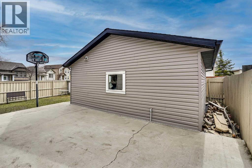 4 Martin crossing Bay NE — photo 50