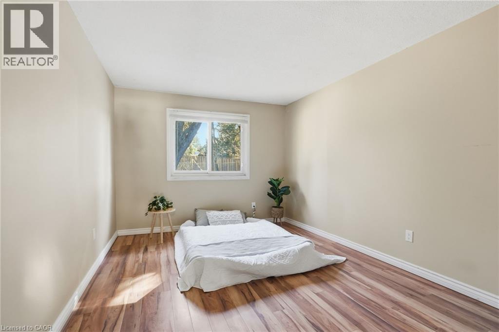 94 WENDOVER Drive - 27