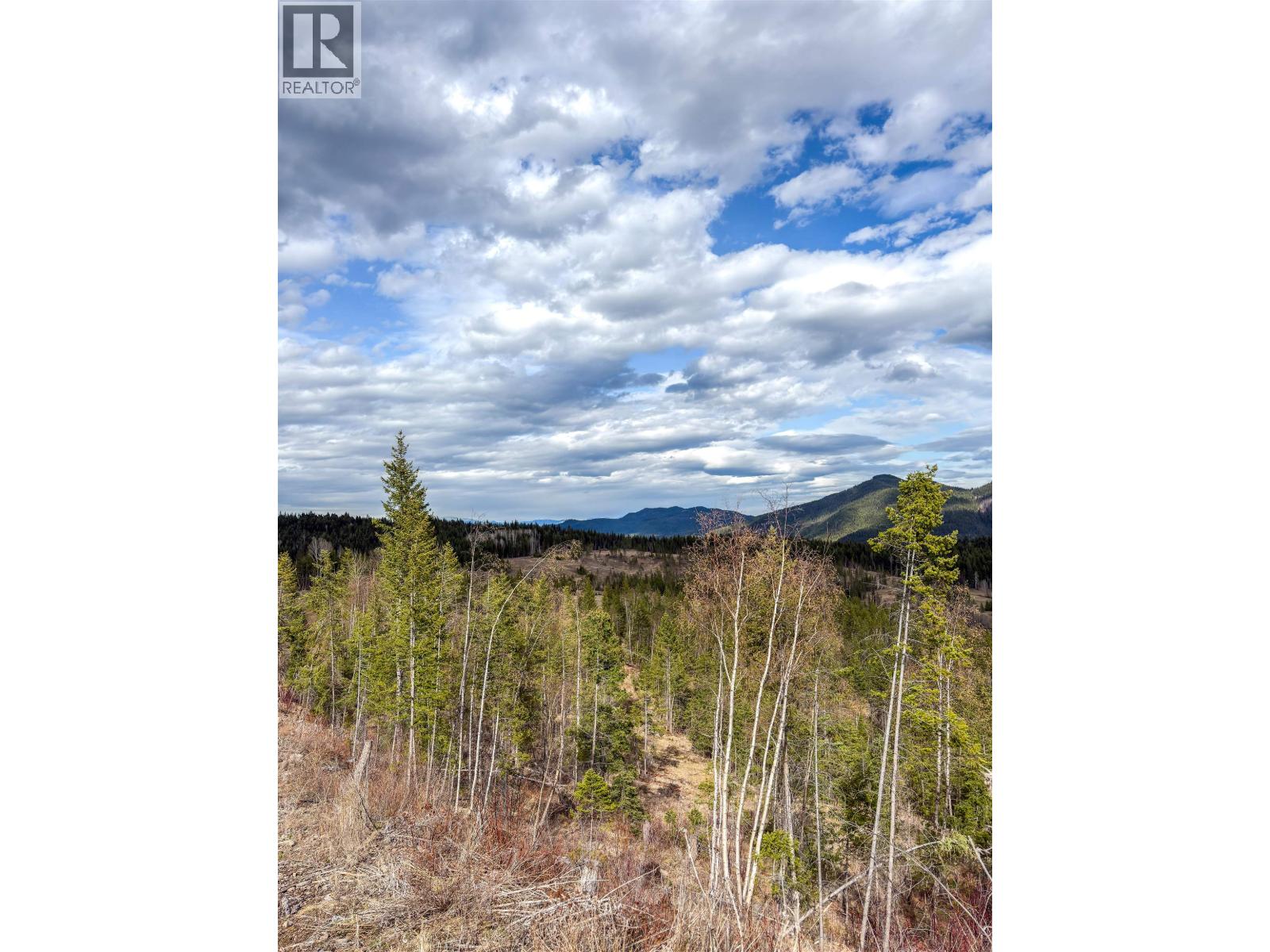 7213 SUMMIT DRIVE, Canim Lake