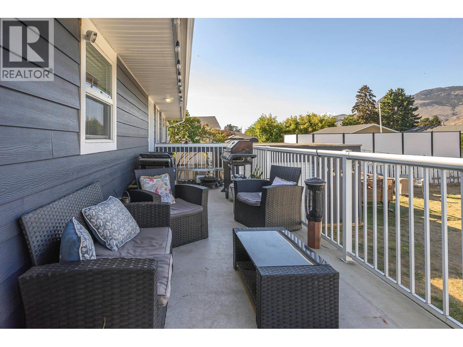 2436 YOUNG Avenue - 45