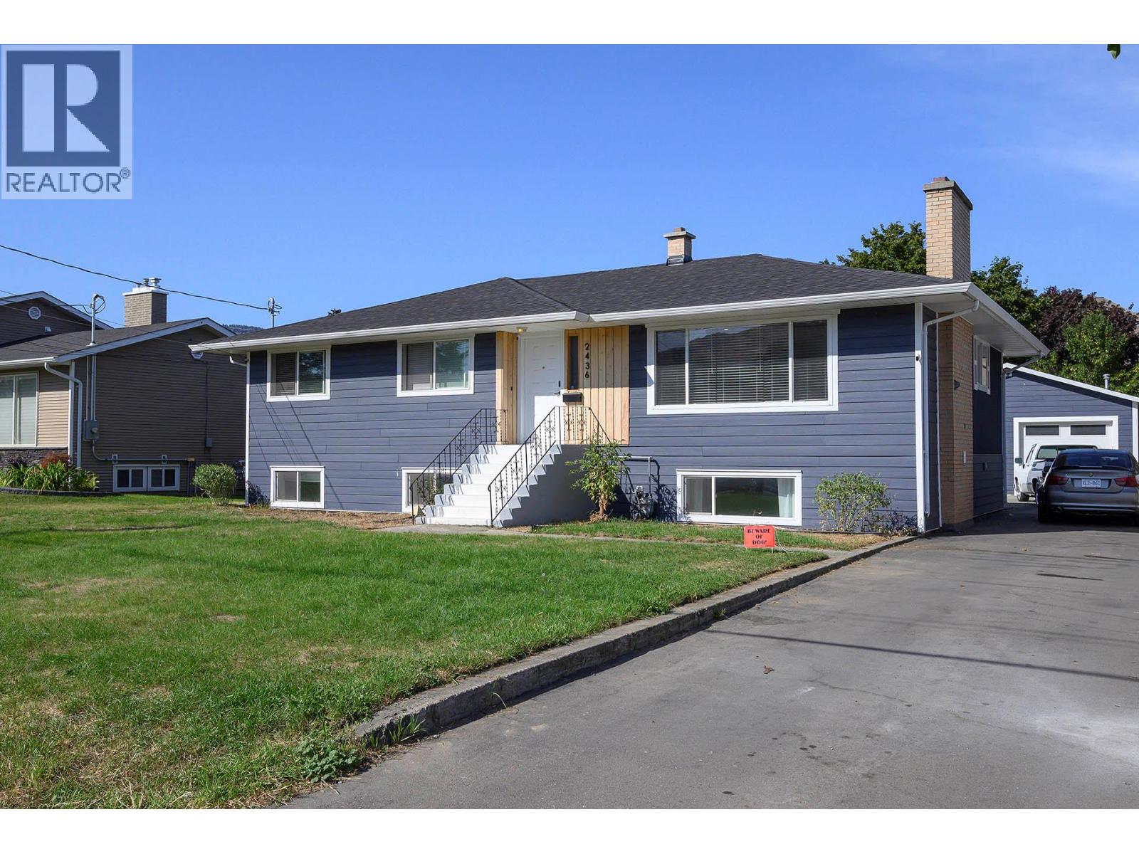 2436 YOUNG Avenue - 41