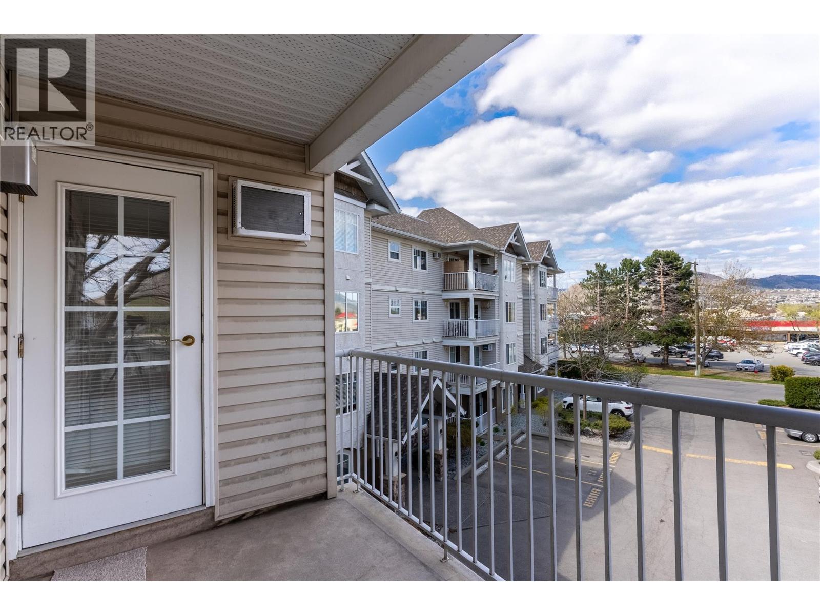 #311 120 VERNON Avenue - 10