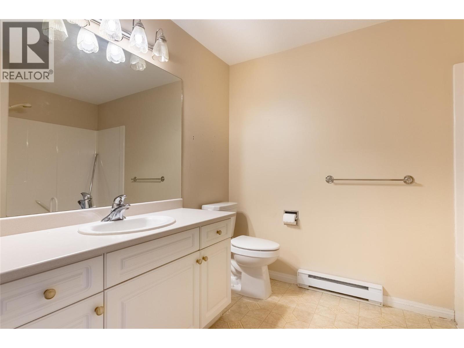 #311 120 VERNON Avenue - 13