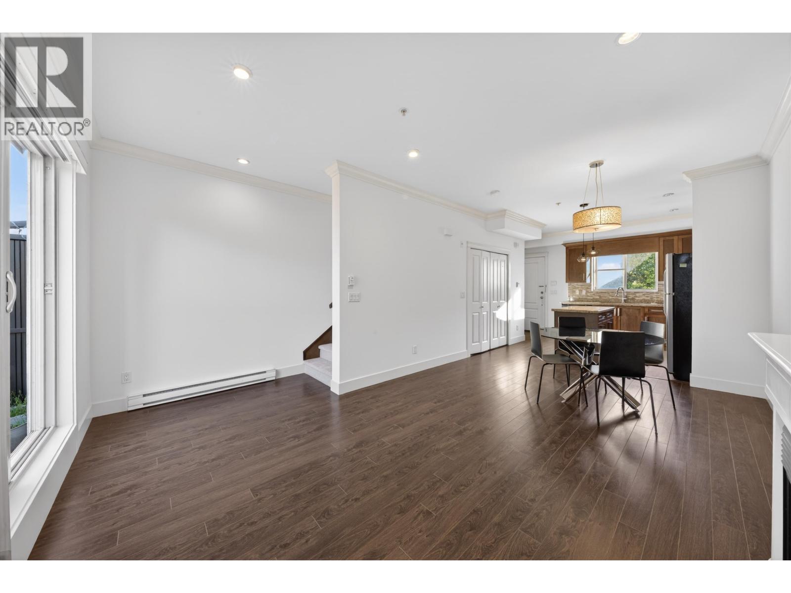203 7159 STRIDE AVENUE, Burnaby