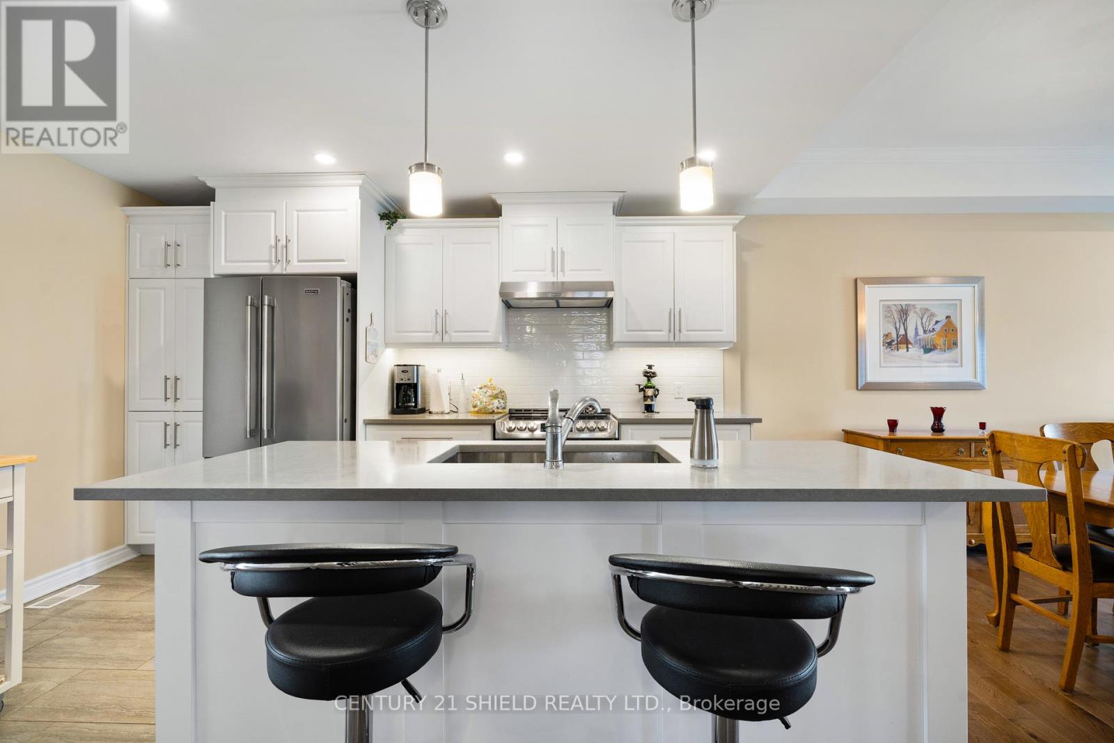 292 EAST RIDGE DRIVE - 21
