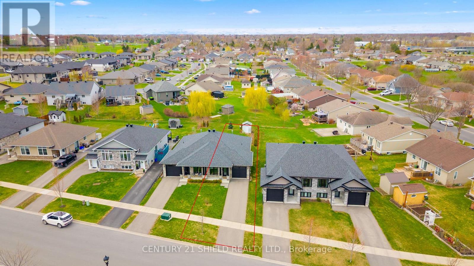 292 EAST RIDGE DRIVE - Image 3