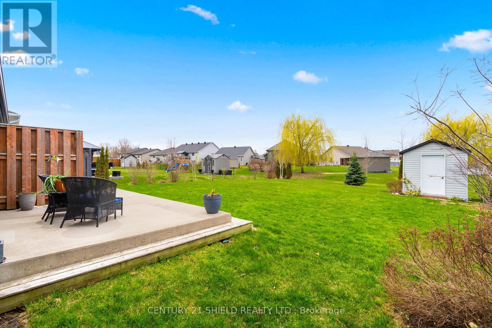 292 EAST RIDGE DRIVE - 38