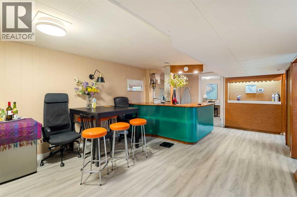 2812 24 Street NW - 26