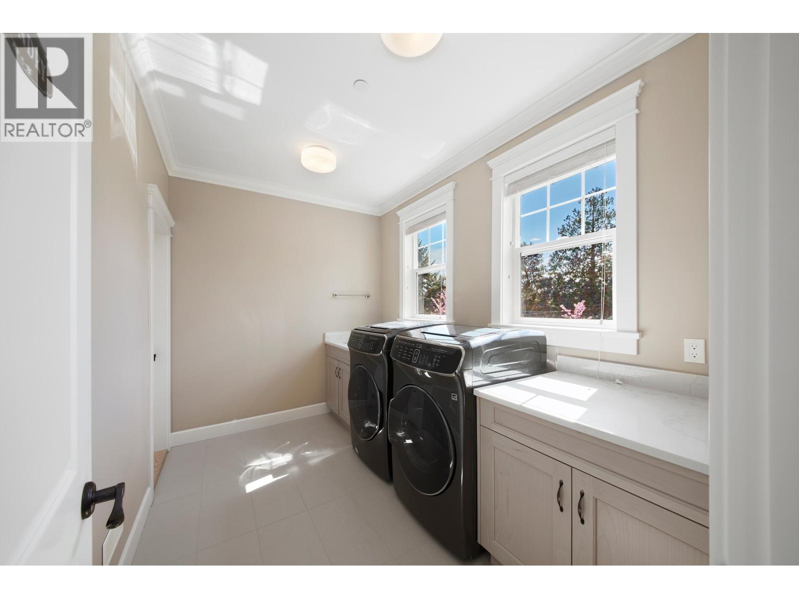 24341 124 AVENUE, Maple Ridge