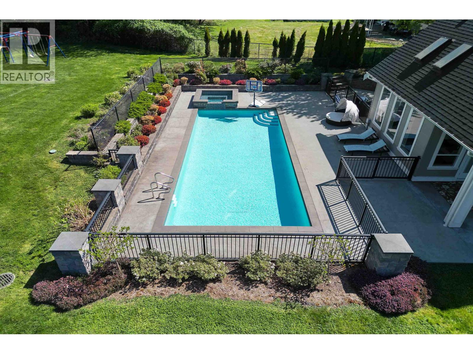 24341 124 AVENUE, Maple Ridge