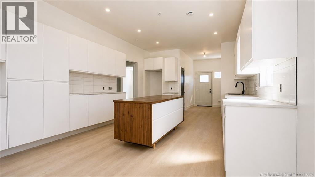 18 Eaton Street - 4