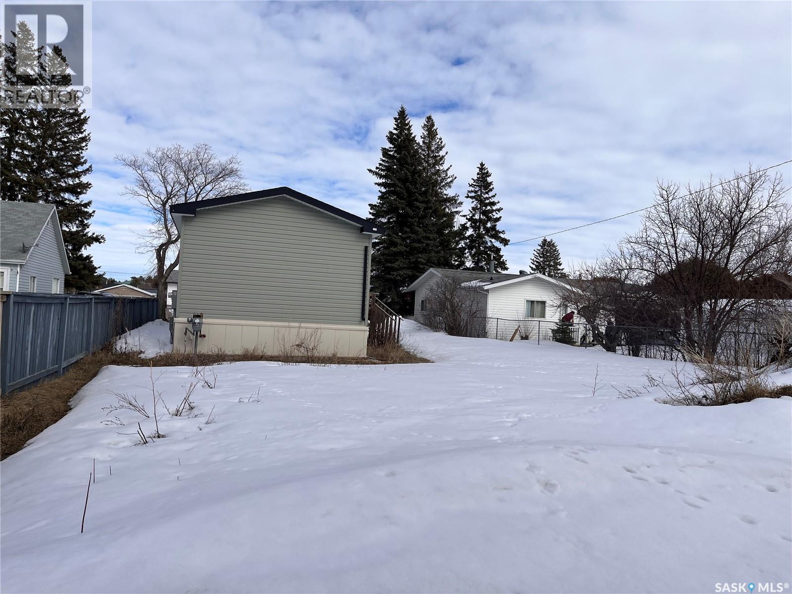 218 4th STREET N - Image 3