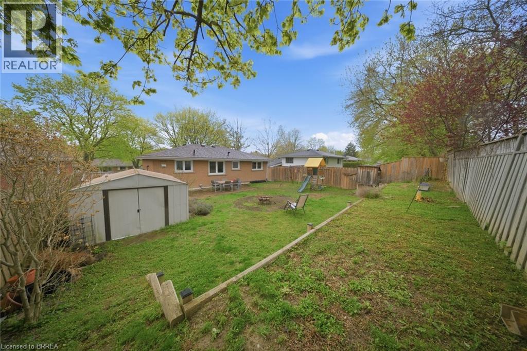 13 MACKAY Avenue - 37