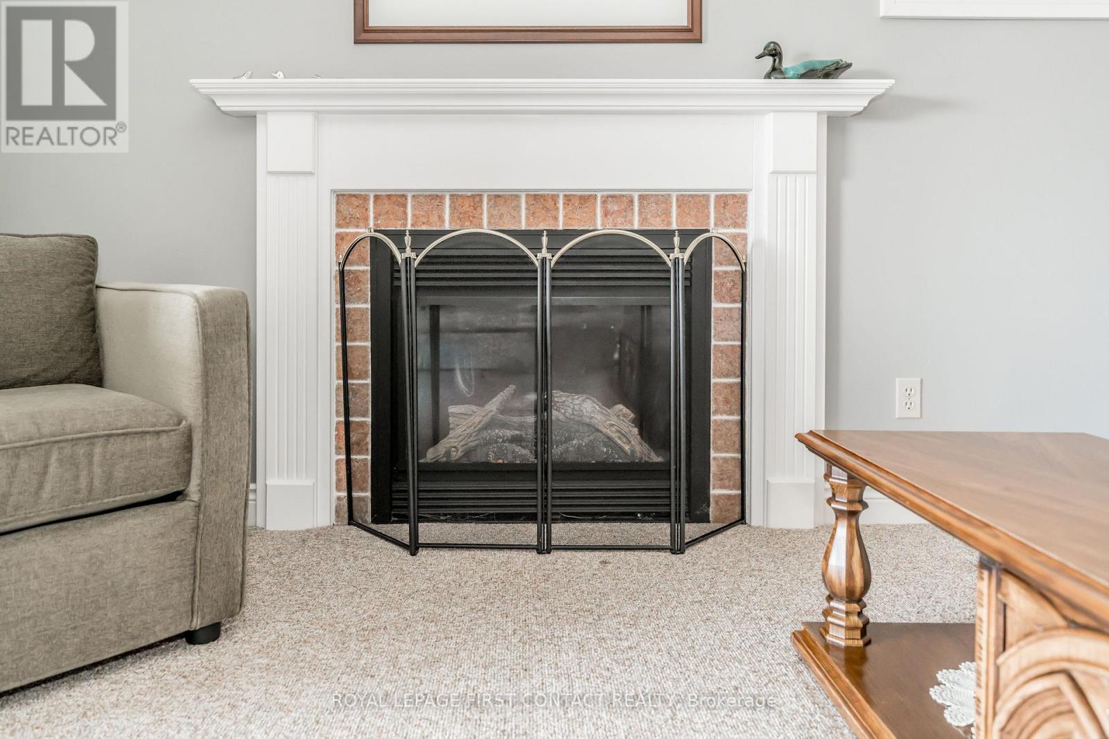 35 GIBBON DRIVE - 25