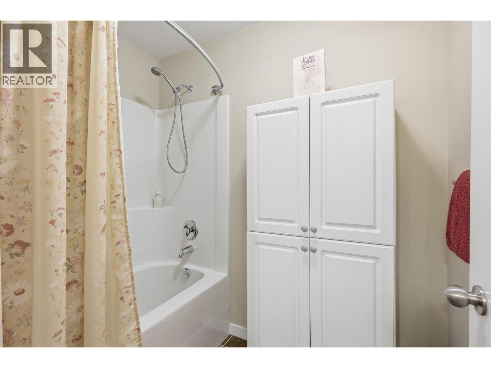 #5 930 Stagecoach Drive - 12