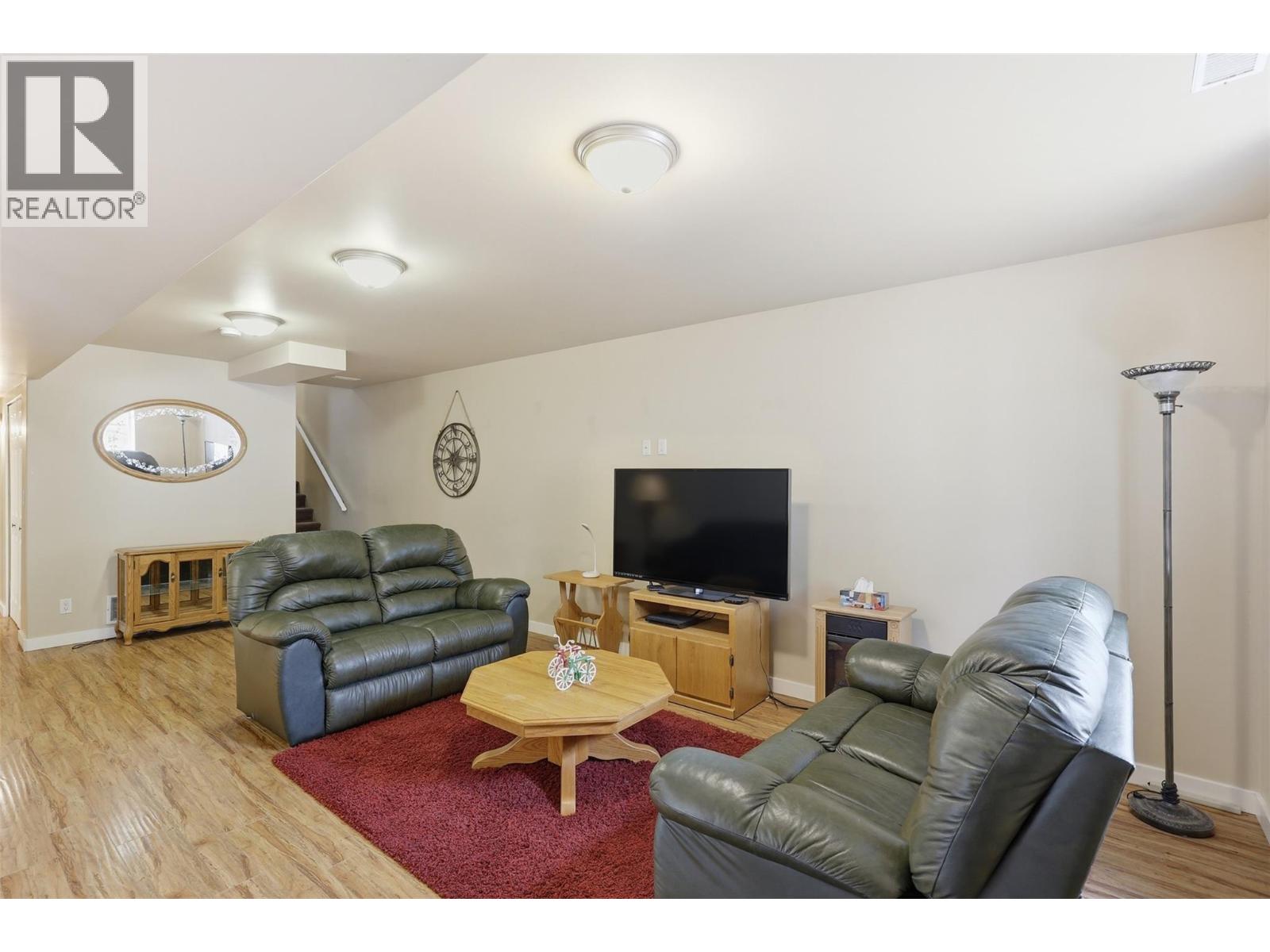 #5 930 Stagecoach Drive - 14
