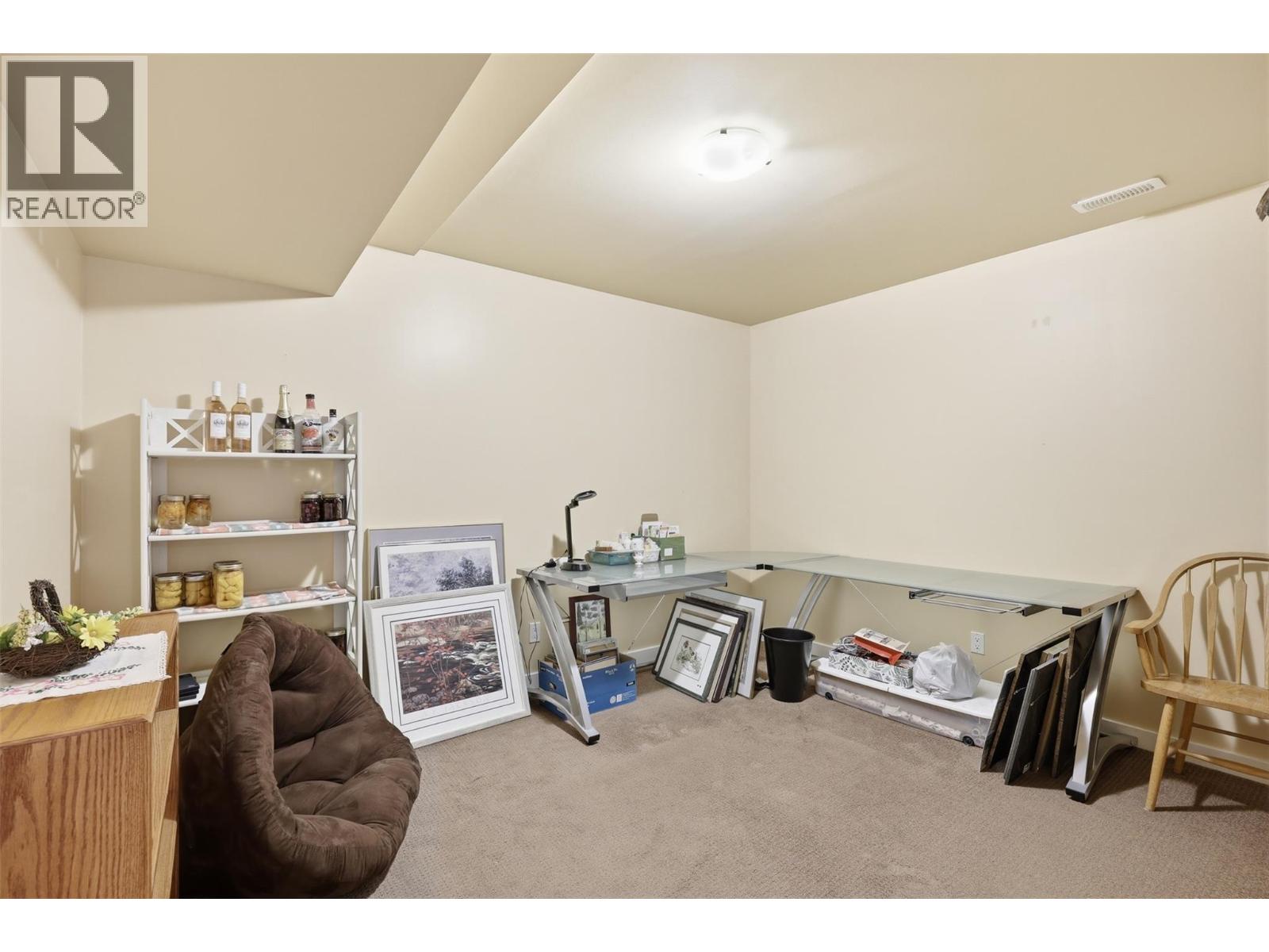 #5 930 Stagecoach Drive - 19