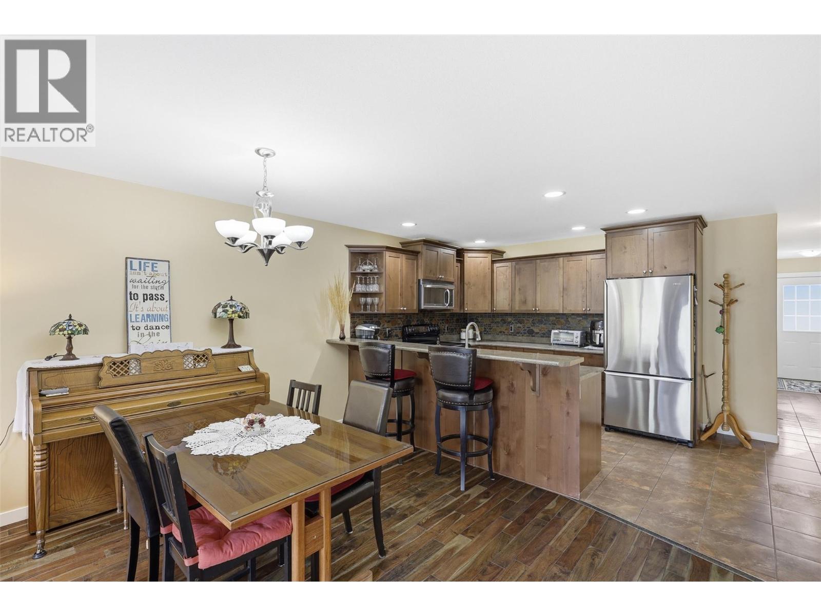 #5 930 Stagecoach Drive - 6