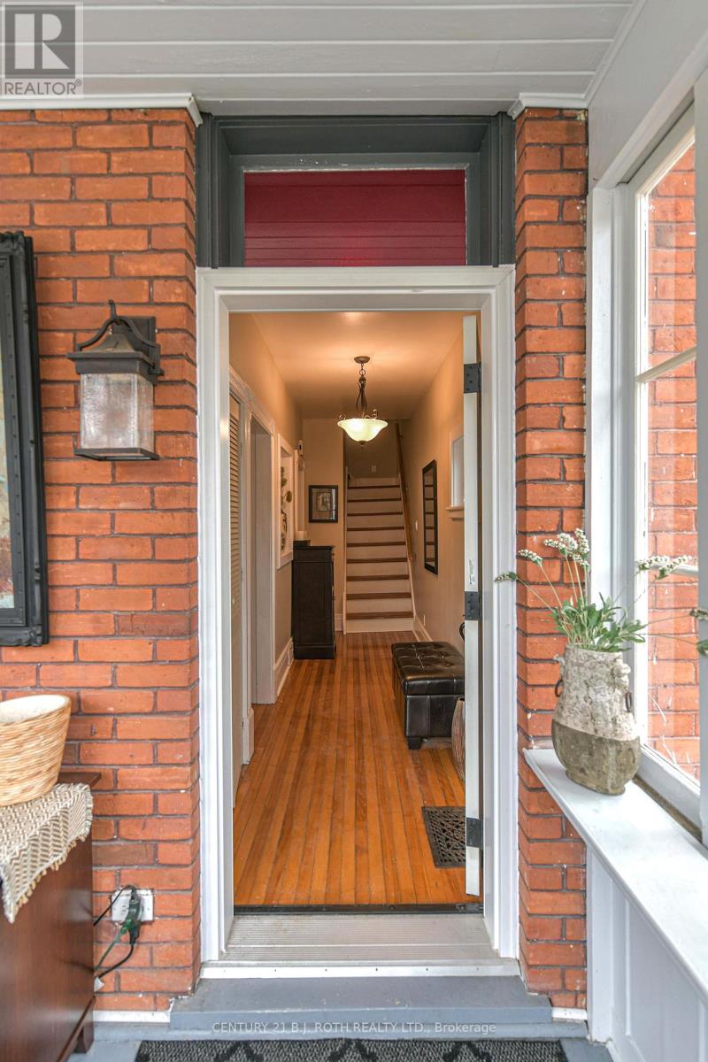 45 ALBERT STREET N - 10