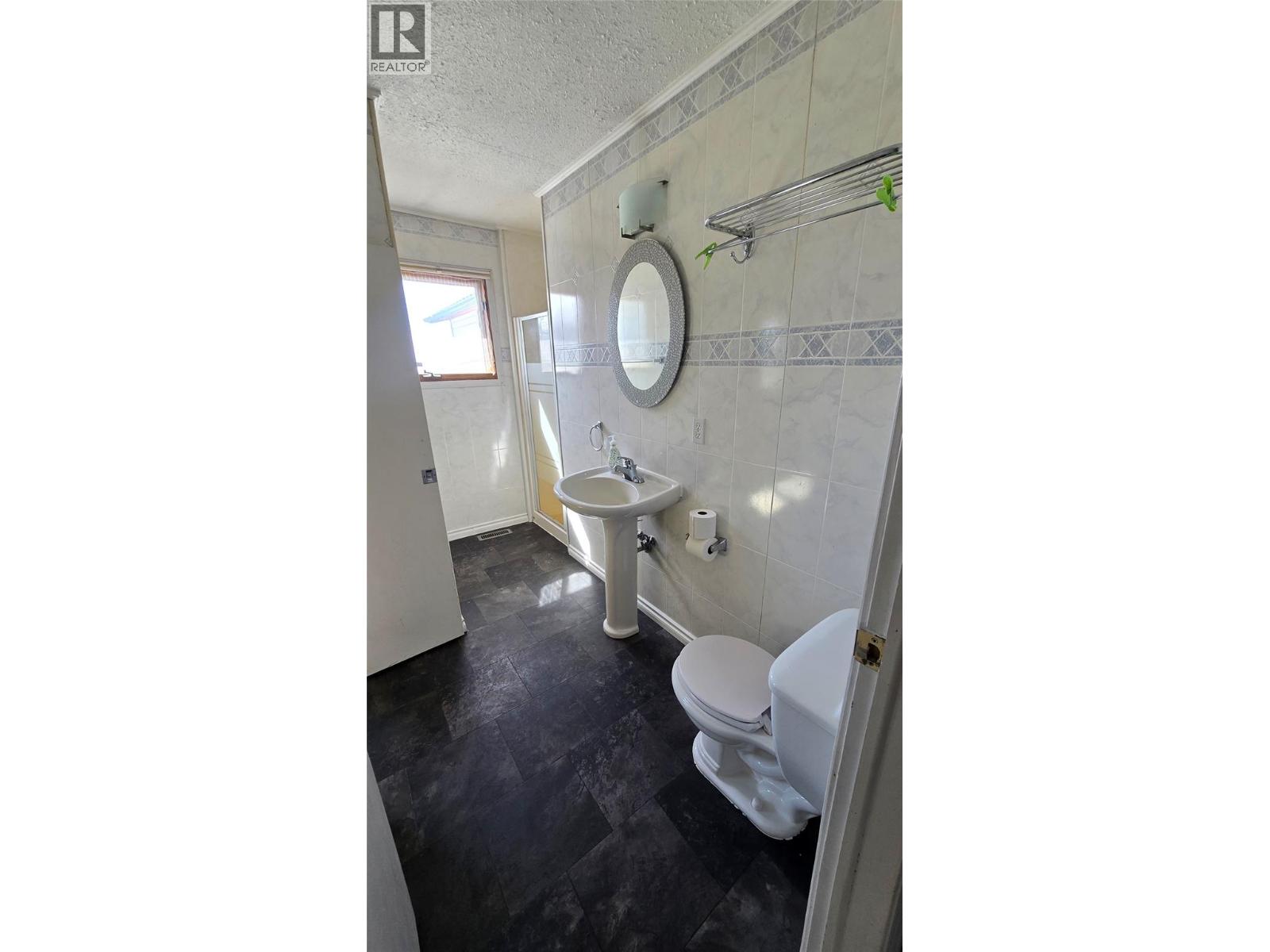 8185 Stuckey Road - 3