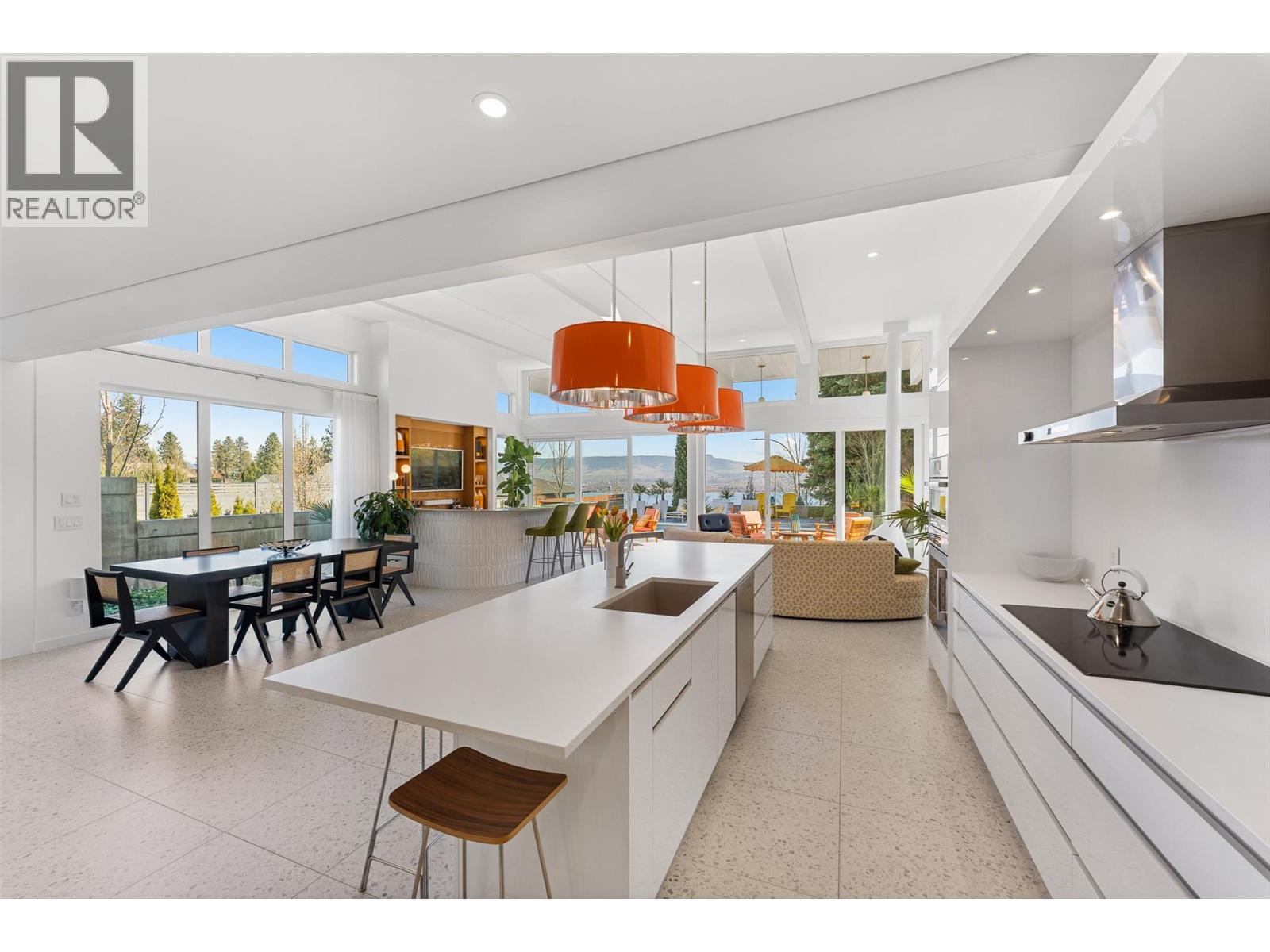 3052 Wales Road, West Kelowna
