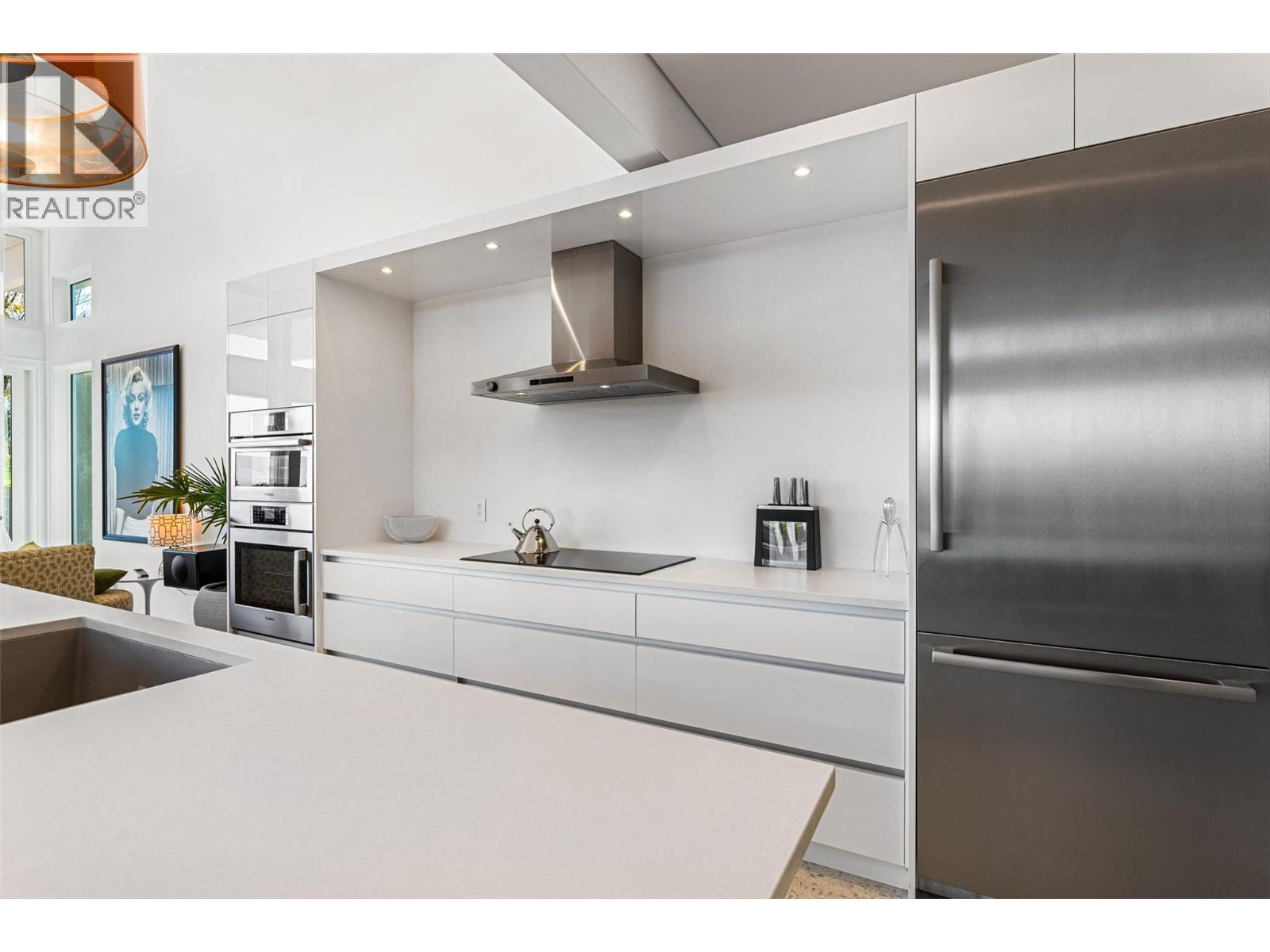 3052 Wales Road, West Kelowna