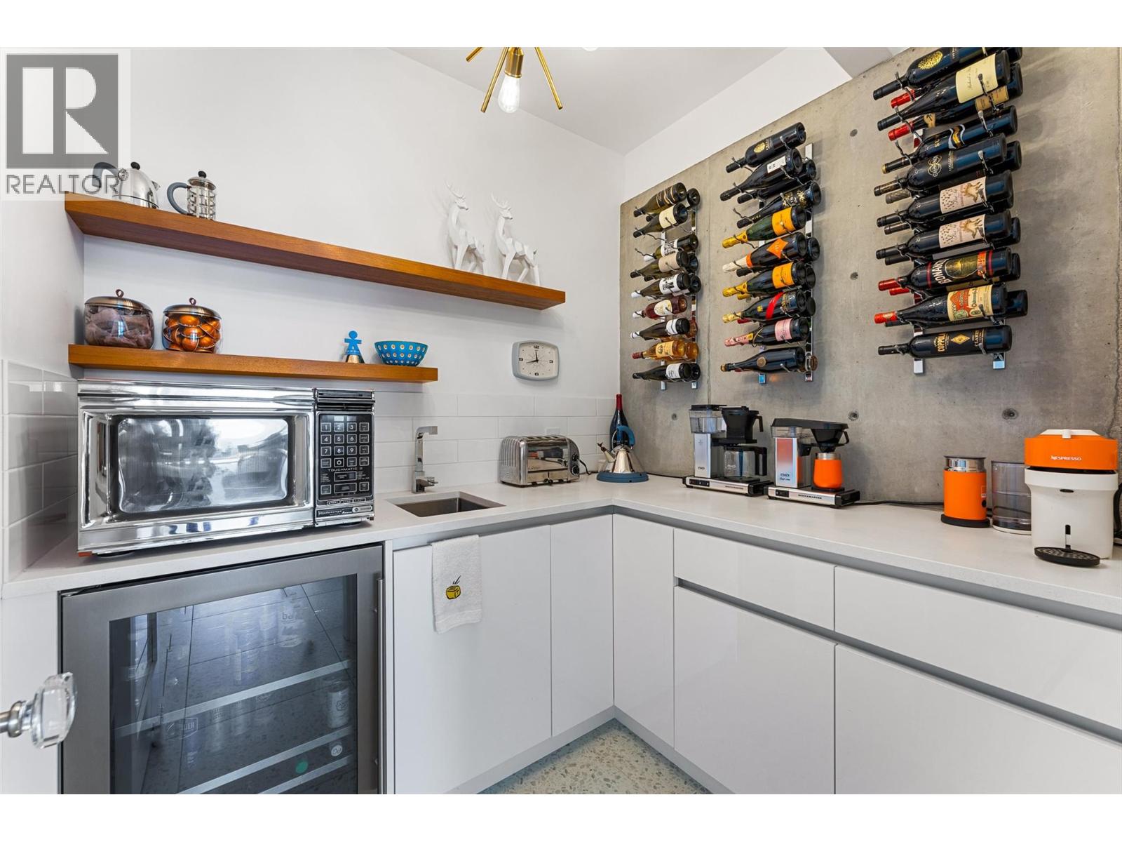 3052 Wales Road, West Kelowna