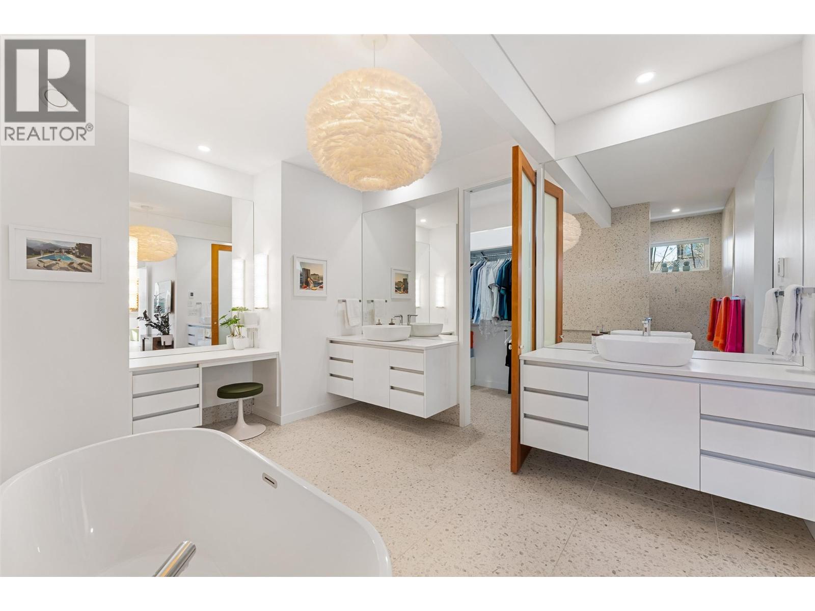 3052 Wales Road, West Kelowna