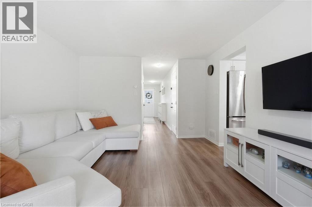 86 BROOKMEAD Street, Elmira, Ontario, N3B3L9 — Photo 4