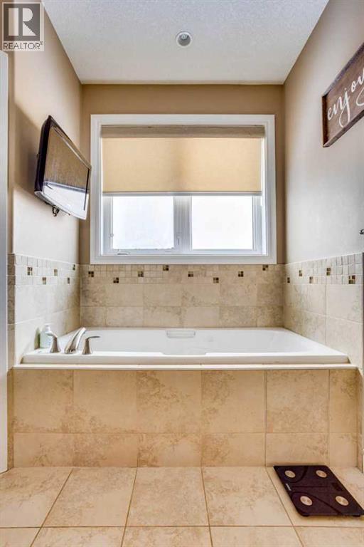 220 Sandpiper Road, Fort McMurray