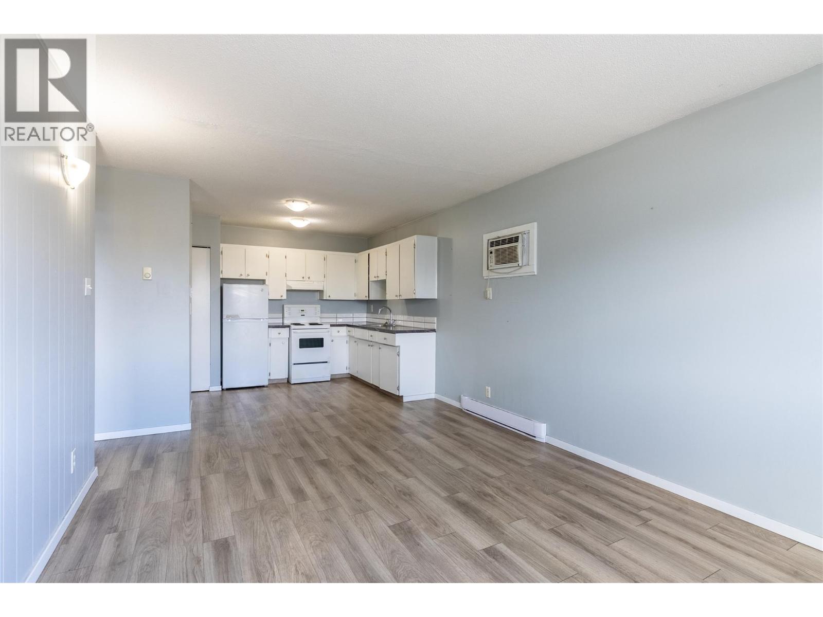975 Tranquille Road - 5