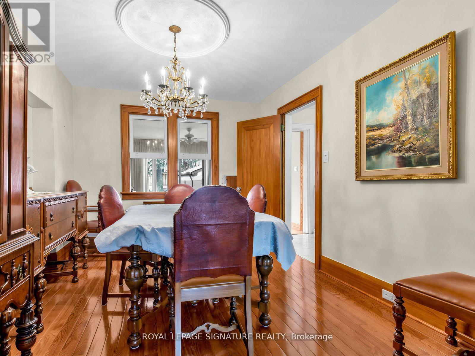 136 CRANBROOKE AVENUE - 14