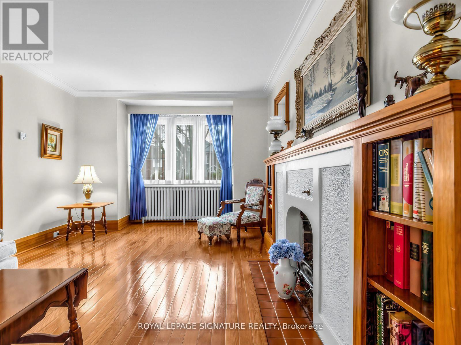 136 CRANBROOKE AVENUE - 15