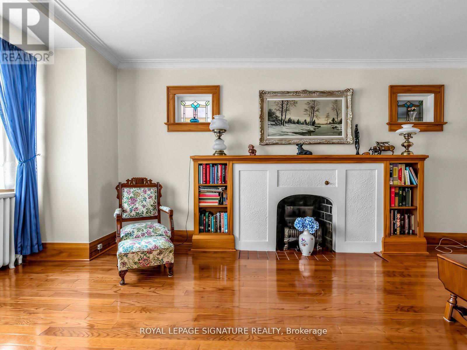 136 CRANBROOKE AVENUE - 20