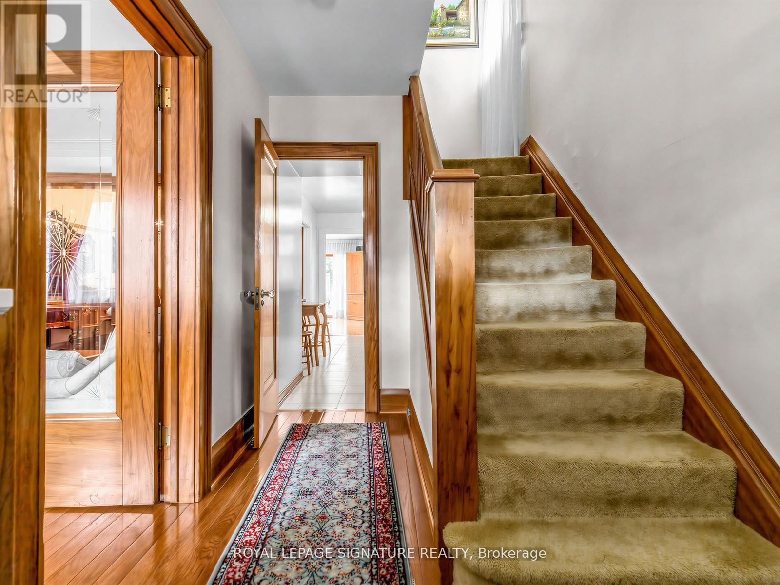 136 CRANBROOKE AVENUE - 22