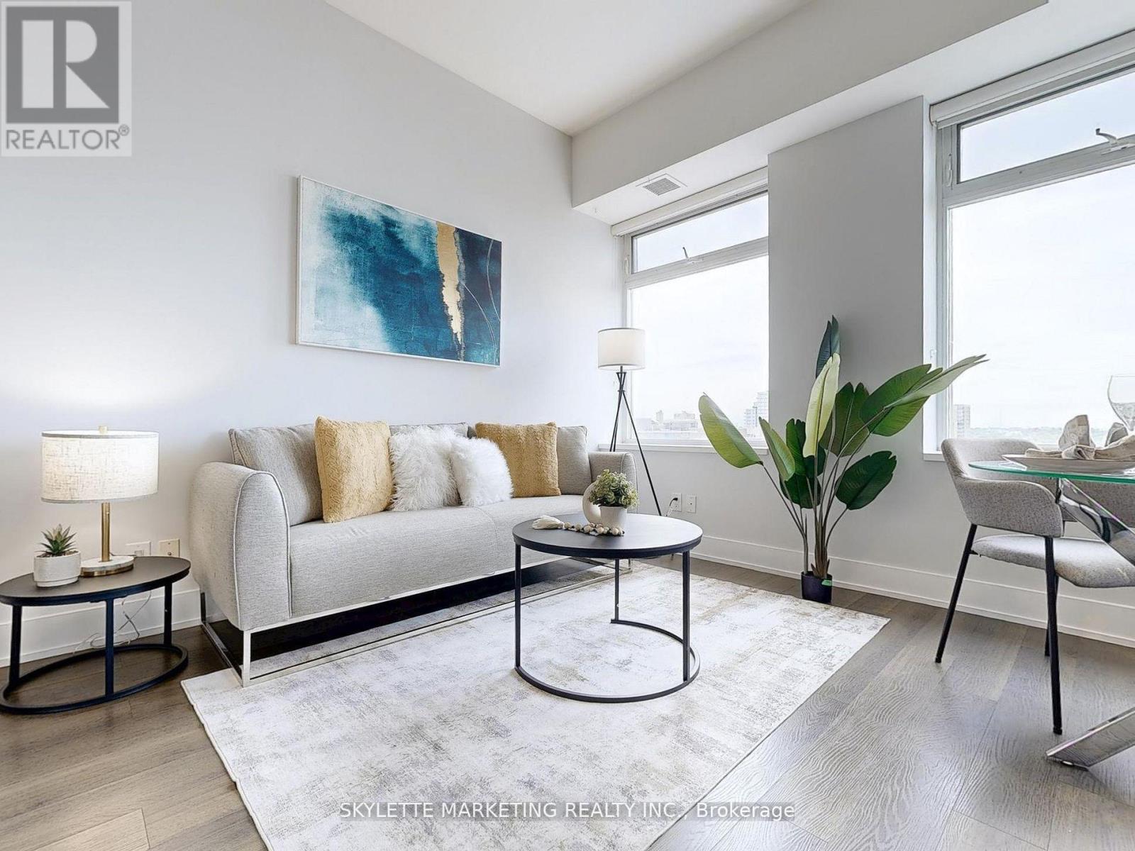 #1128 111 ST CLAIR AVENUE W - 11