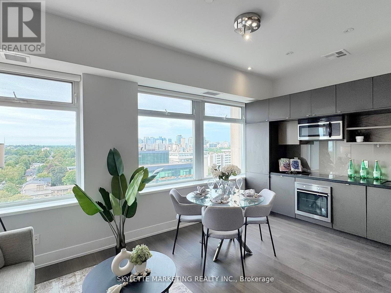 #1128 111 ST CLAIR AVENUE W - 19
