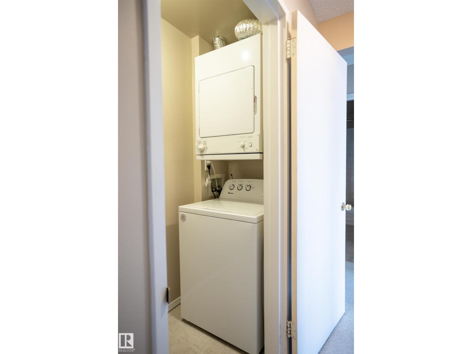 #207 11465 41 AV NW, Edmonton