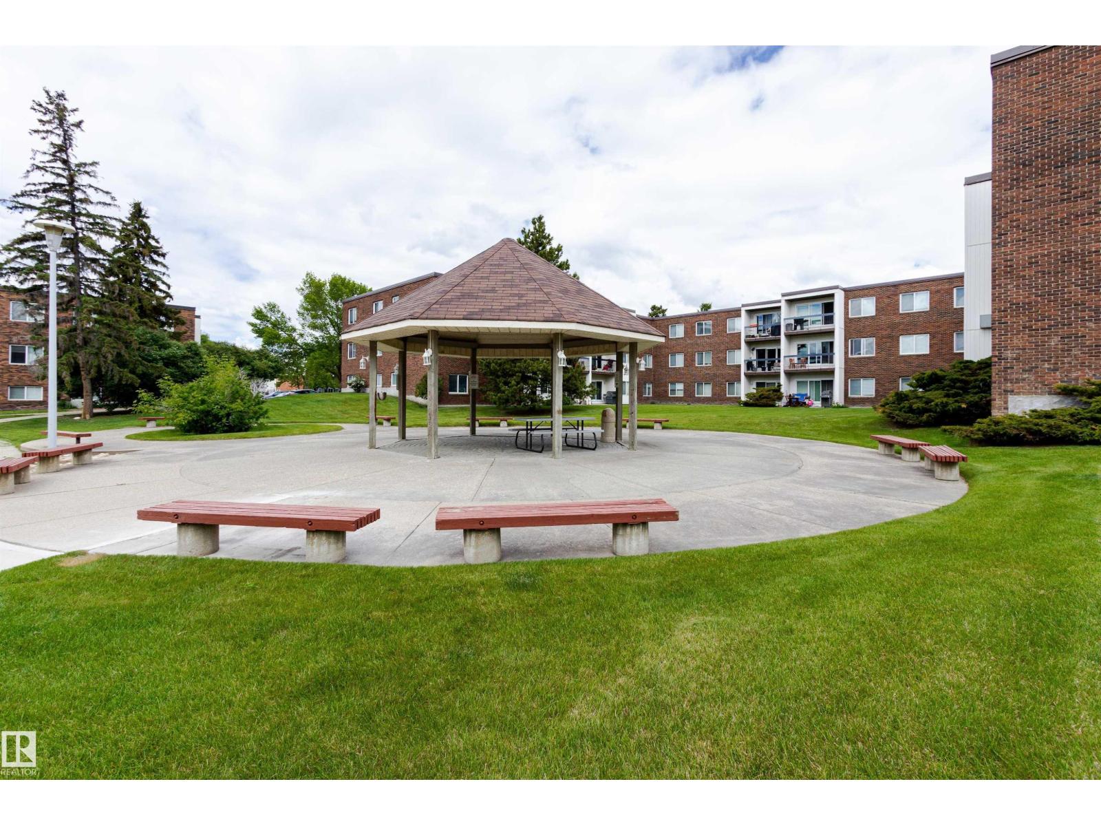 #207 11465 41 AV NW, Edmonton