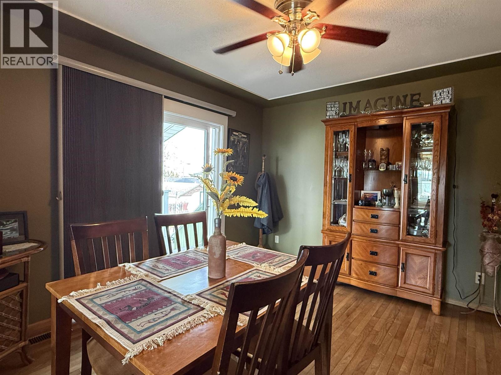Photo 9 of 40 — 785 IRWIN STREET · Prince George, BC