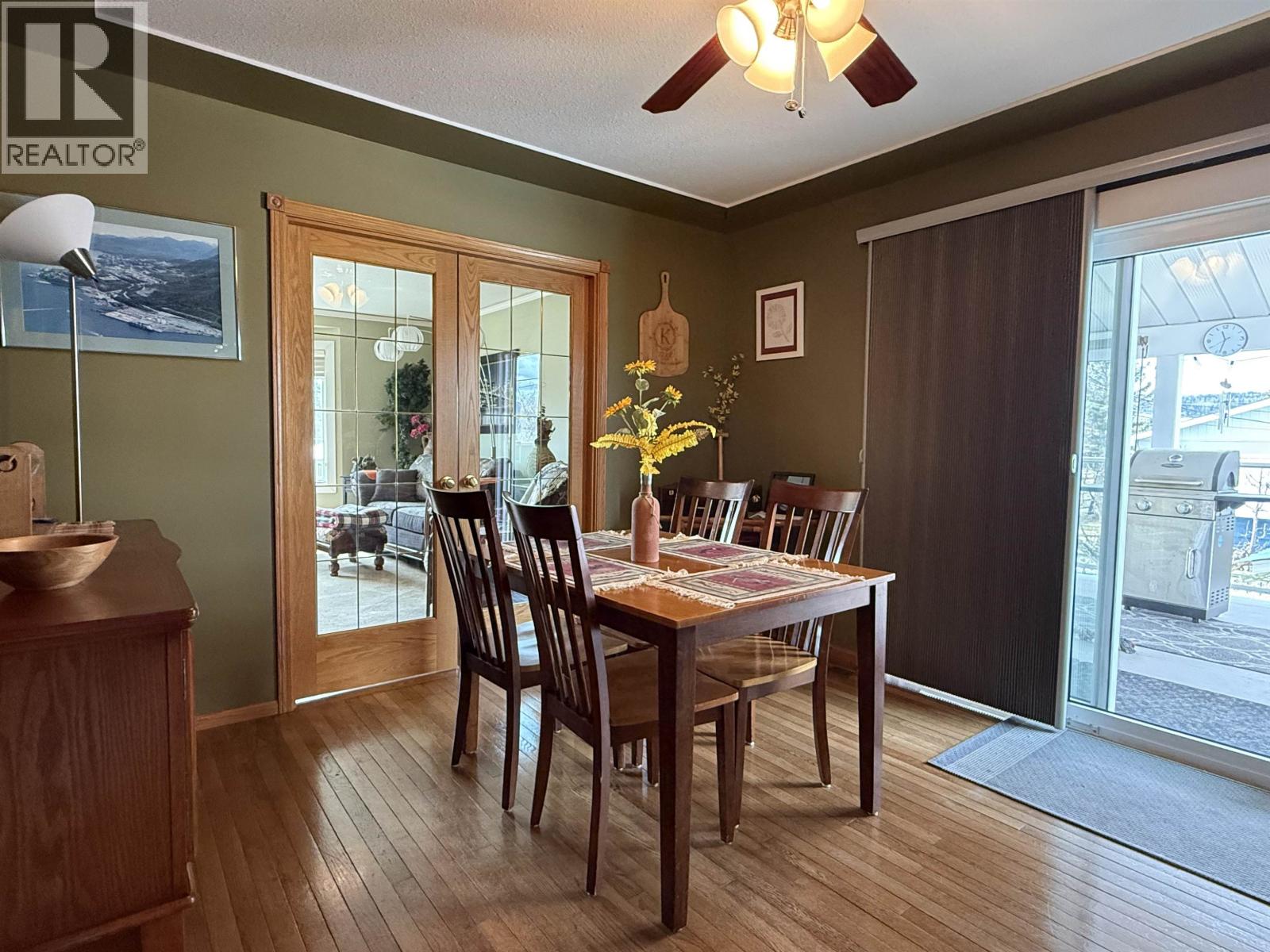 Photo 8 of 40 — 785 IRWIN STREET · Prince George, BC