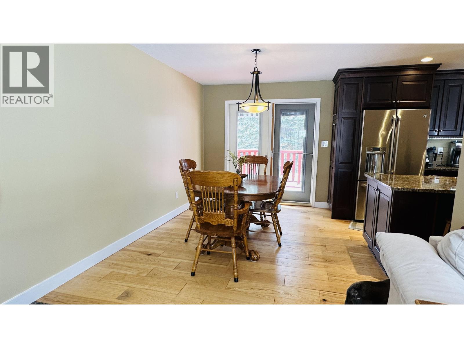 Photo 9 of 28 — 3187 WALLACE CRESCENT · Prince George, BC