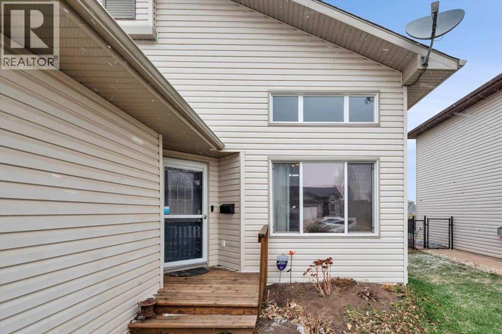 156 Aspen Creek Crescent - photo 4