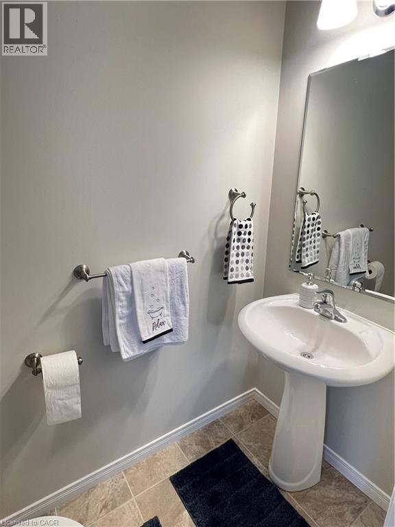 35 MOUNTFORD Drive Unit# 111, Guelph, Ontario, N1E0G6 — Photo 17