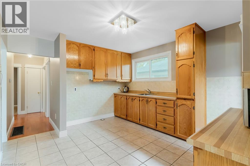 58 AVENUE Road, Cambridge, Ontario, N1R1B9 — Photo 13