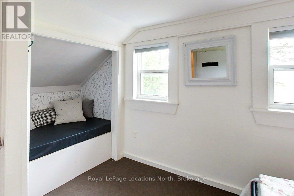 111 MARSH STREET - 32
