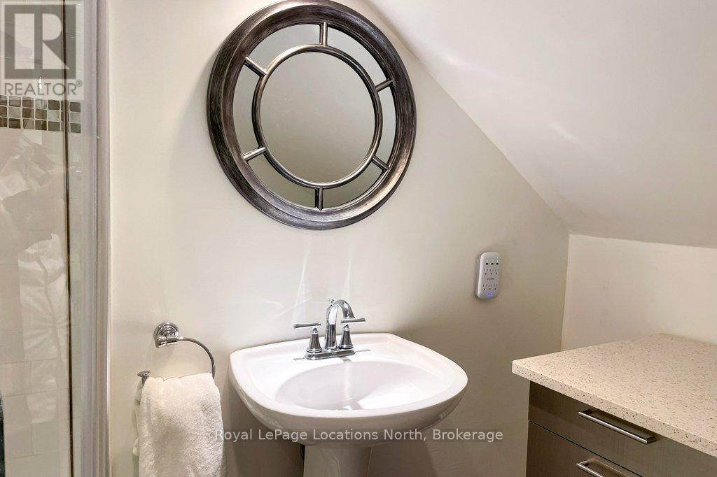 111 MARSH STREET - 37