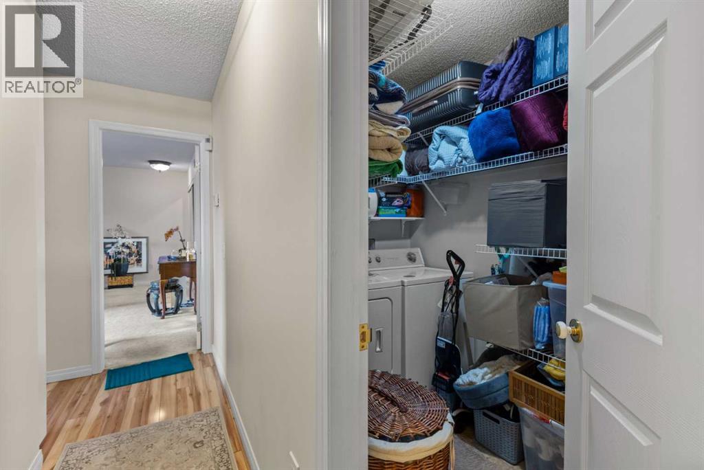 #301 305 25 Avenue SW - 22