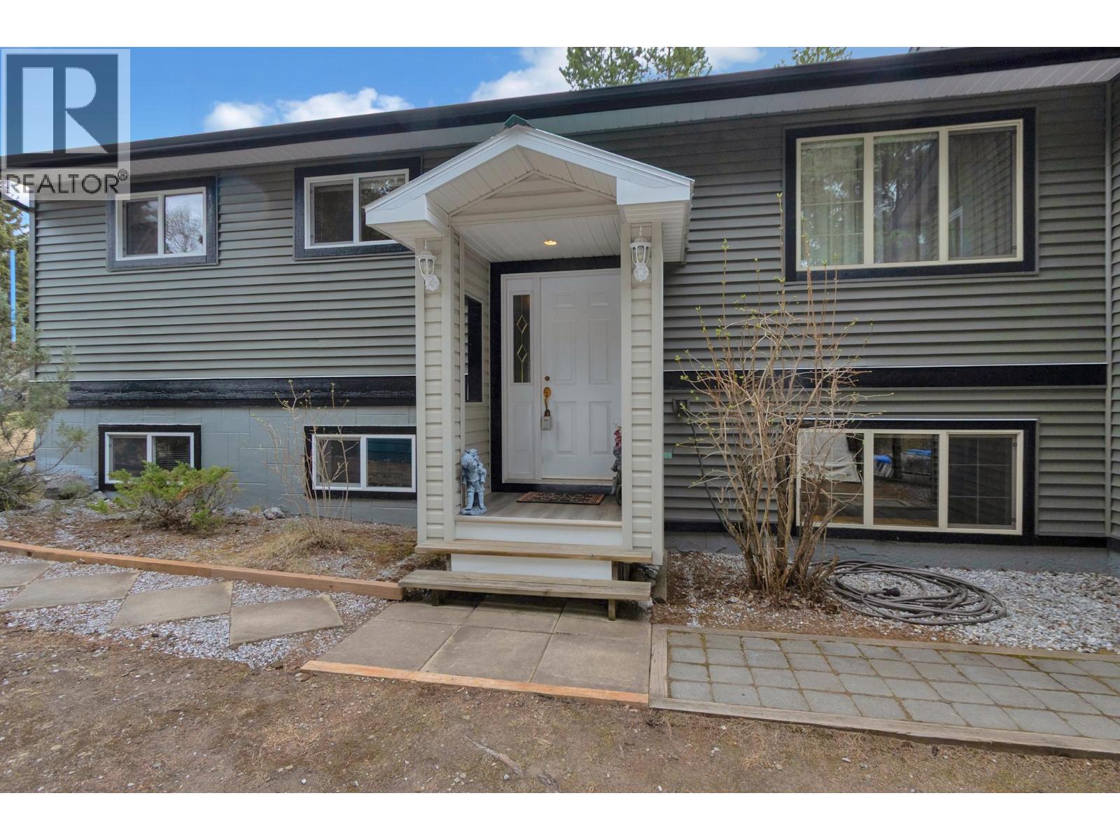 3466 SUTHERLAND ROAD - 2